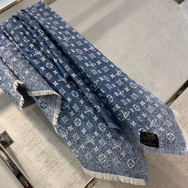 Louis Vuitton Scarf LVC00480